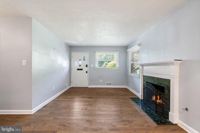 7222 WAYNE DR, Annandale, VA 22003
