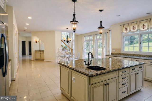 40911 ALYSHEBA DR, Leesburg, VA 20176
