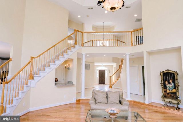40911 ALYSHEBA DR, Leesburg, VA 20176
