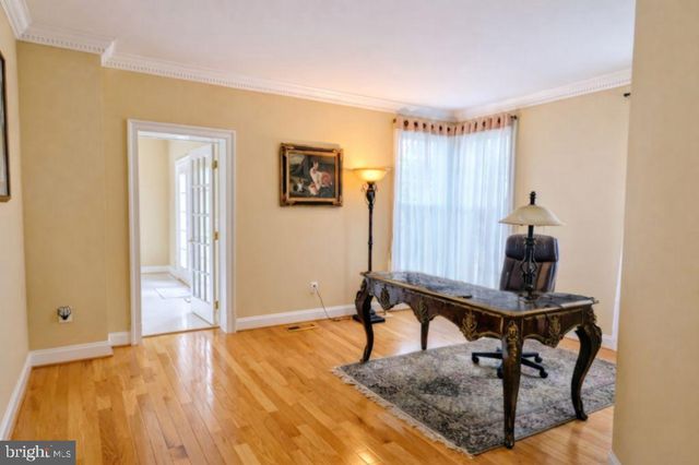 40911 ALYSHEBA DR, Leesburg, VA 20176