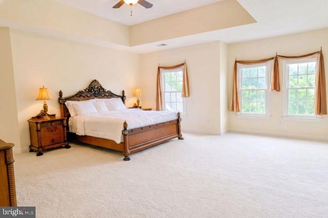 40911 ALYSHEBA DR, Leesburg, VA 20176