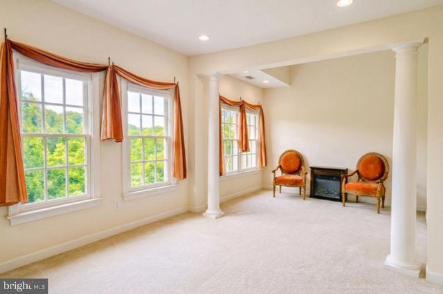 40911 ALYSHEBA DR, Leesburg, VA 20176