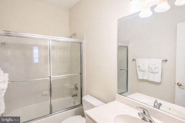 40911 ALYSHEBA DR, Leesburg, VA 20176
