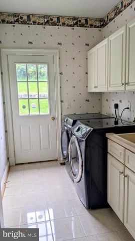 40911 ALYSHEBA DR, Leesburg, VA 20176
