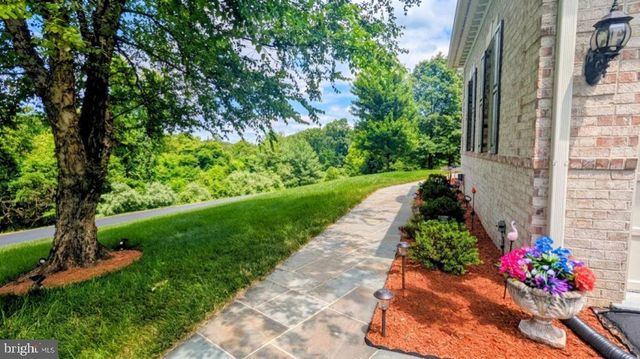 40911 ALYSHEBA DR, Leesburg, VA 20176