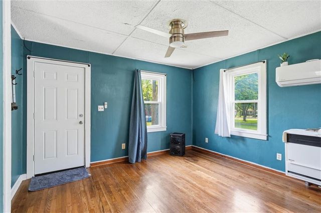 13318 Parker Avenue, Grandview, MO 64030