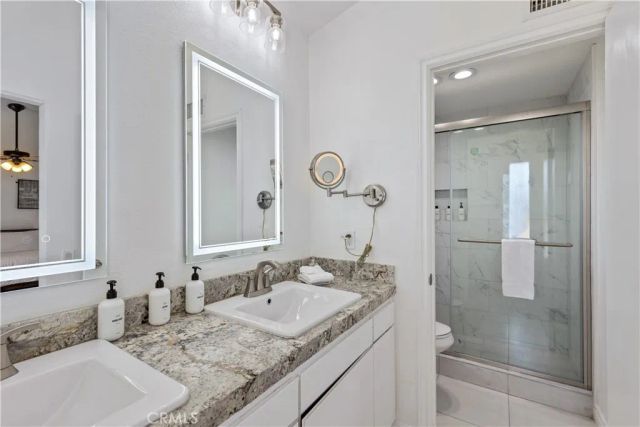 2290 N Victoria, Palm Springs, CA 92262