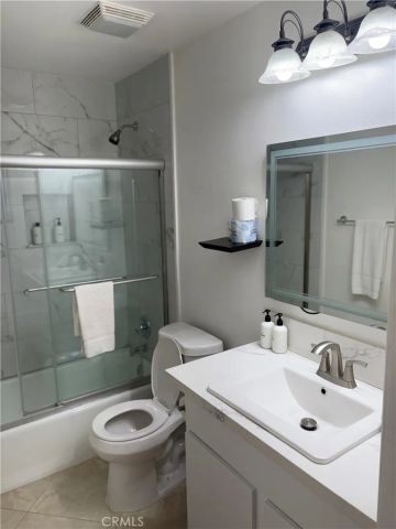 2290 N Victoria, Palm Springs, CA 92262