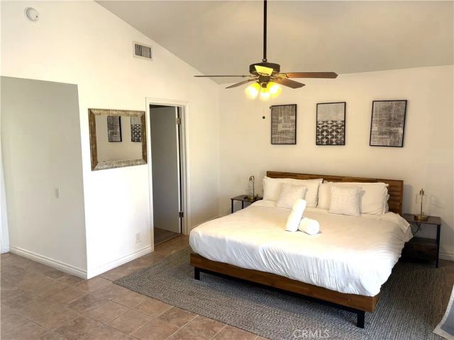 2290 N Victoria, Palm Springs, CA 92262