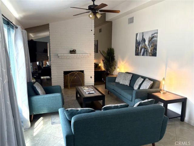 2290 N Victoria, Palm Springs, CA 92262