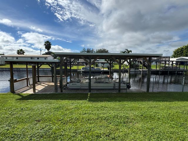 2116 SE 31st Street, Okeechobee, FL 34974