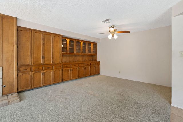 2303 W Cambridge Avenue, Visalia, CA 93277