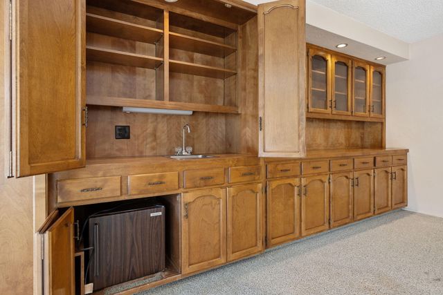 2303 W Cambridge Avenue, Visalia, CA 93277