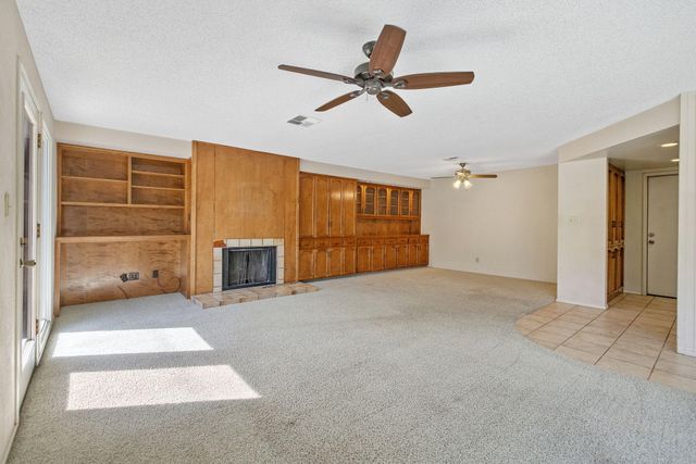 2303 W Cambridge Avenue, Visalia, CA 93277