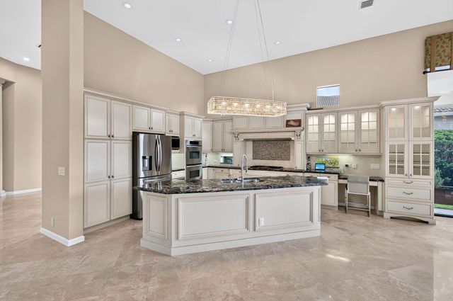 17835 LAKE AZURE Way, Boca Raton, FL 33496