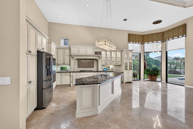17835 LAKE AZURE Way, Boca Raton, FL 33496