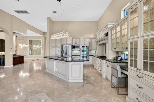 17835 LAKE AZURE Way, Boca Raton, FL 33496