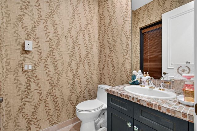 17835 LAKE AZURE Way, Boca Raton, FL 33496