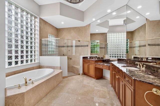 17835 LAKE AZURE Way, Boca Raton, FL 33496