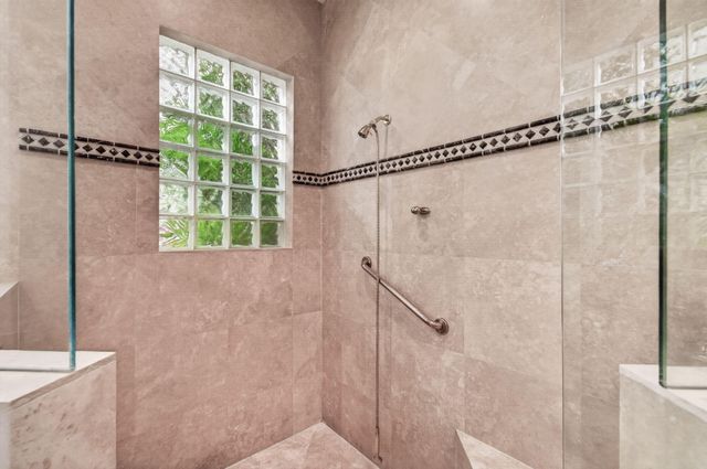 17835 LAKE AZURE Way, Boca Raton, FL 33496