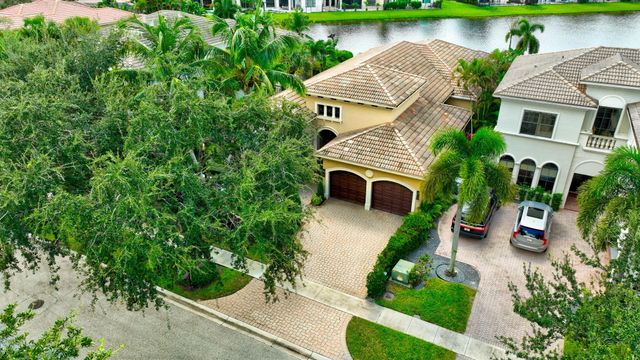 17835 LAKE AZURE Way, Boca Raton, FL 33496