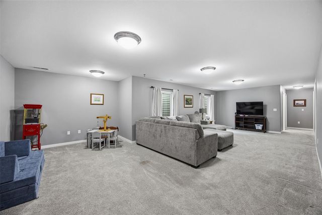 572 Fawn Avenue, Tiffin, IA 52340