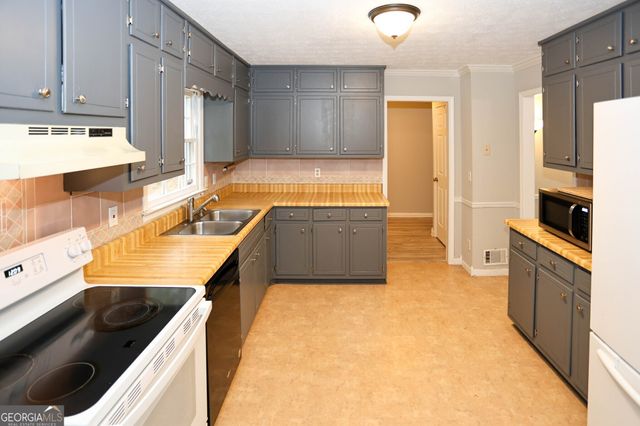 6504 Swift Creek Drive, Lithonia, GA 30058