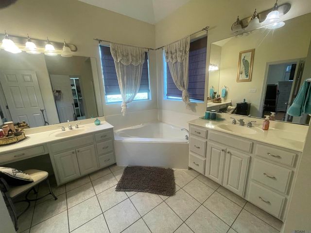 6460 Patio Ct, Gonzales, LA 70737
