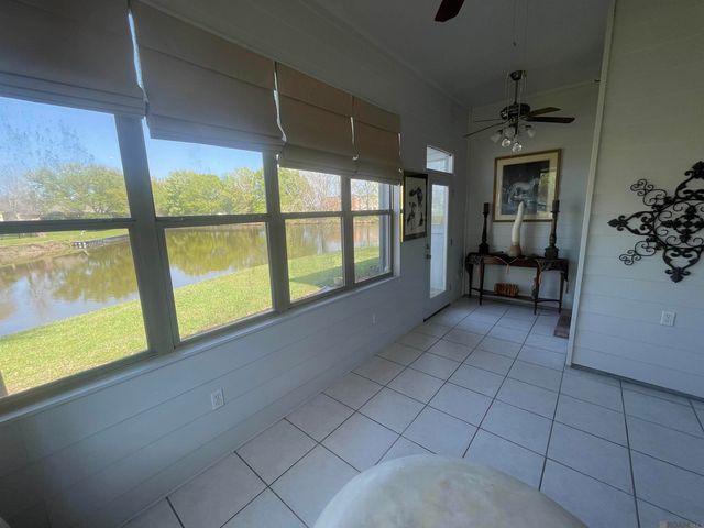 6460 Patio Ct, Gonzales, LA 70737