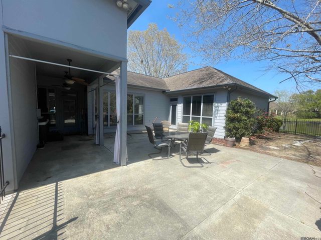 6460 Patio Ct, Gonzales, LA 70737