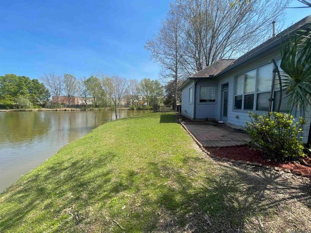 6460 Patio Ct, Gonzales, LA 70737