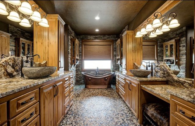 5012 S Western Road, Stillwater, OK 74074