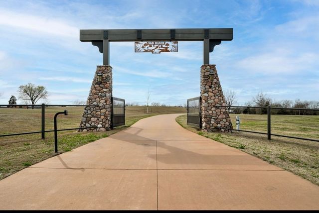 5012 S Western Road, Stillwater, OK 74074