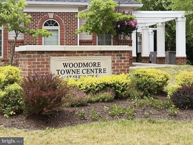 2812 TROTTER PARK LN, Lanham, MD 20706
