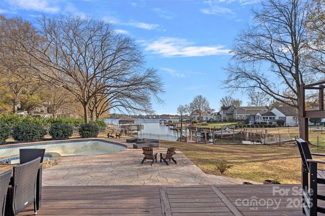 18032 Nantz Road, Cornelius, NC 28031