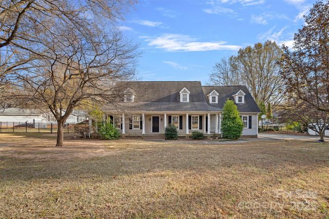 18032 Nantz Road, Cornelius, NC 28031