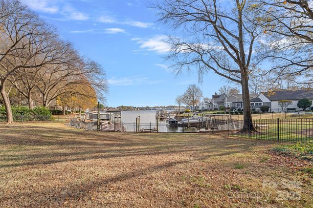 18032 Nantz Road, Cornelius, NC 28031