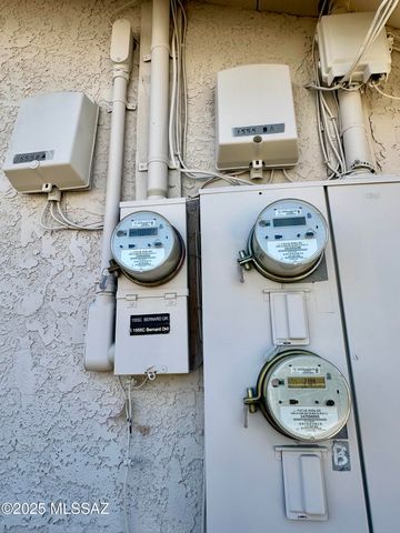 1555 E Bernard Drive, Tucson, AZ 85714