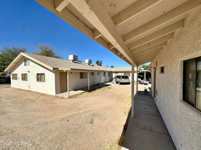 1555 E Bernard Drive, Tucson, AZ 85714