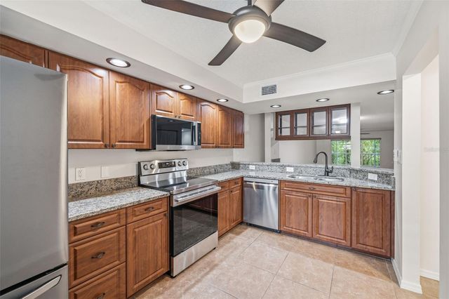 2533 DOLLY BAY DRIVE 105, Palm Harbor, FL 34684