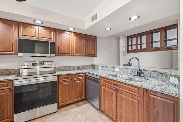 2533 DOLLY BAY DRIVE 105, Palm Harbor, FL 34684