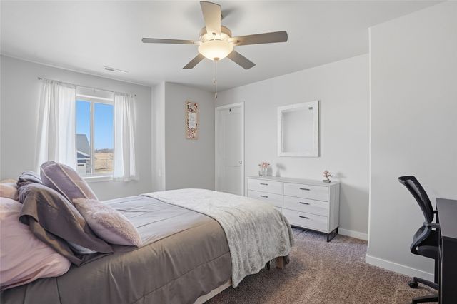 1142 Leann Circle, North Liberty, IA 52317