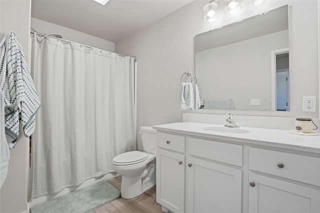 1142 Leann Circle, North Liberty, IA 52317