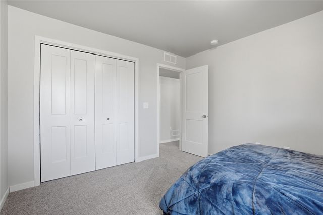 1142 Leann Circle, North Liberty, IA 52317