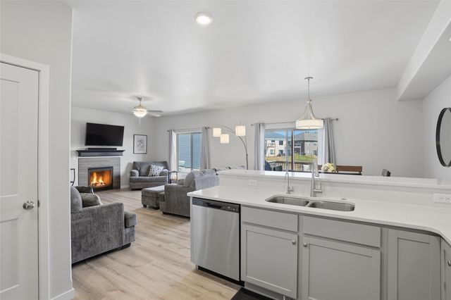 1142 Leann Circle, North Liberty, IA 52317