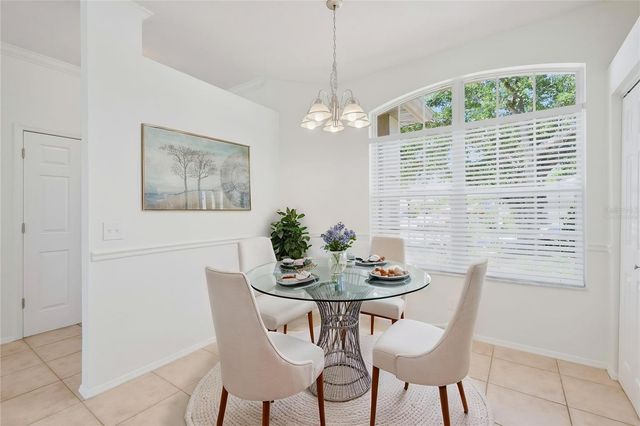 823 SPRINGWOOD CIRCLE, Bradenton, FL 34212