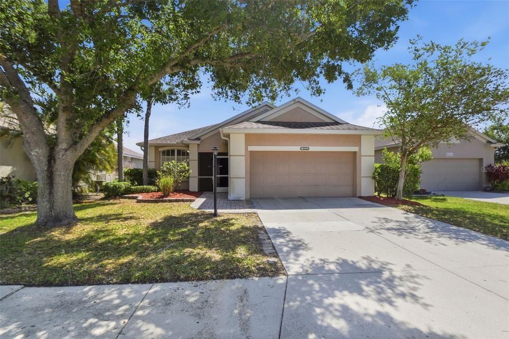 823 SPRINGWOOD CIRCLE, Bradenton, FL 34212