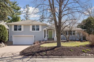 5521 Halifax Lane, Edina, MN 55424