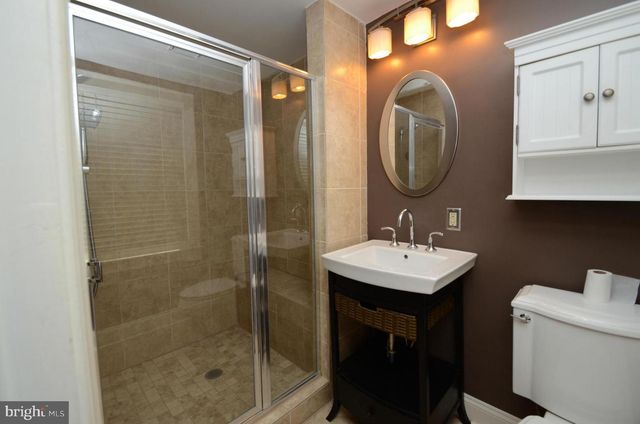 3131 ELLIOTT ST, Baltimore, MD 21224