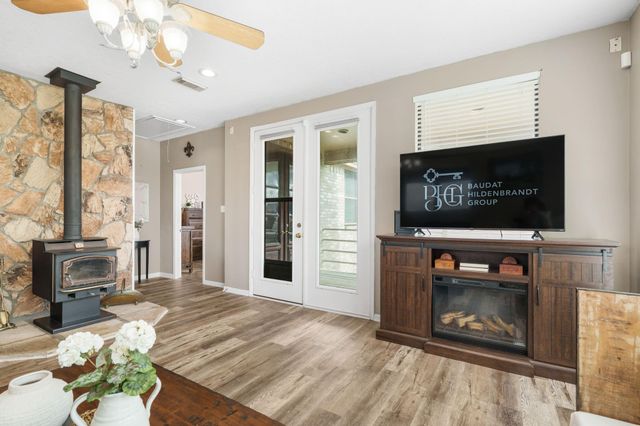 12604 Pegasus Drive, Willis, TX 77318